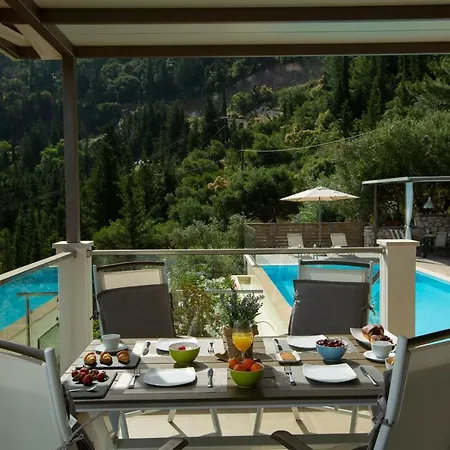 Drimonari Villas *