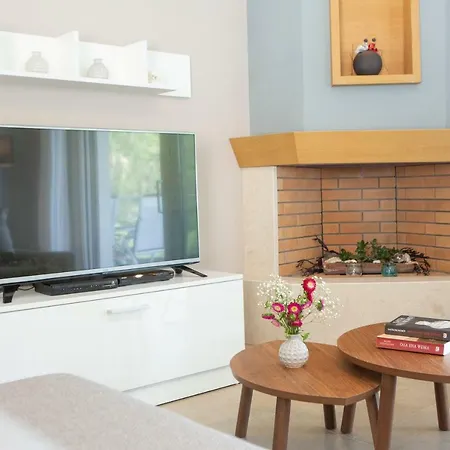 德里莫娜丽别墅 别墅 Áyios Nikítas